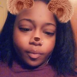 Meet your Posher, Reya